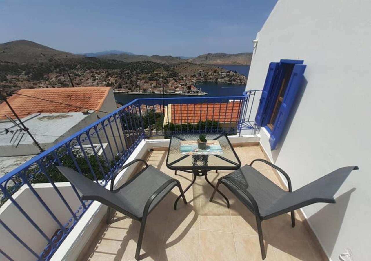 Symi Breeze Villa Екстер'єр фото