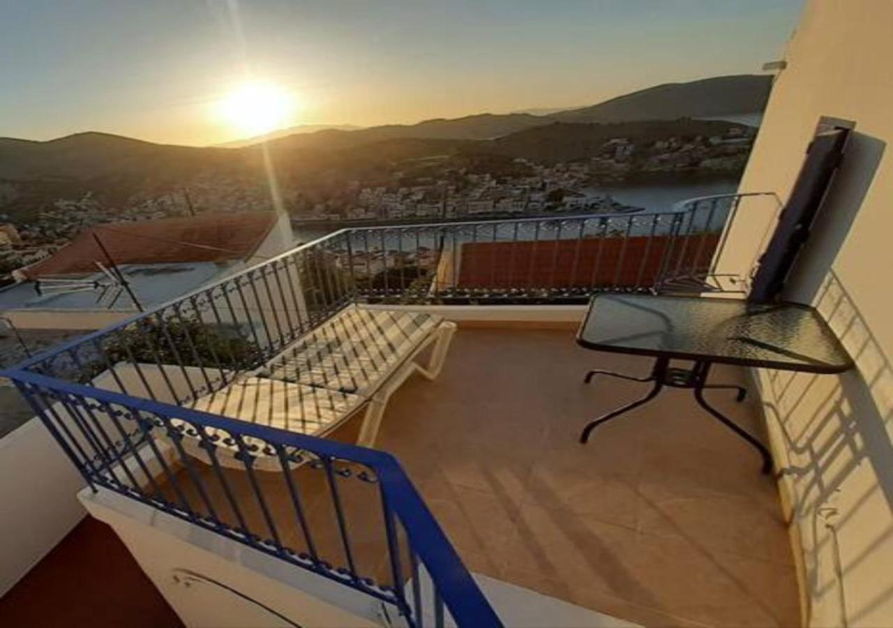 Symi Breeze Villa Екстер'єр фото