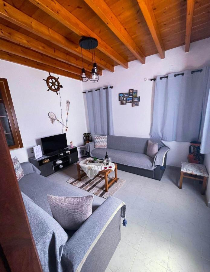 Symi Breeze Villa Екстер'єр фото